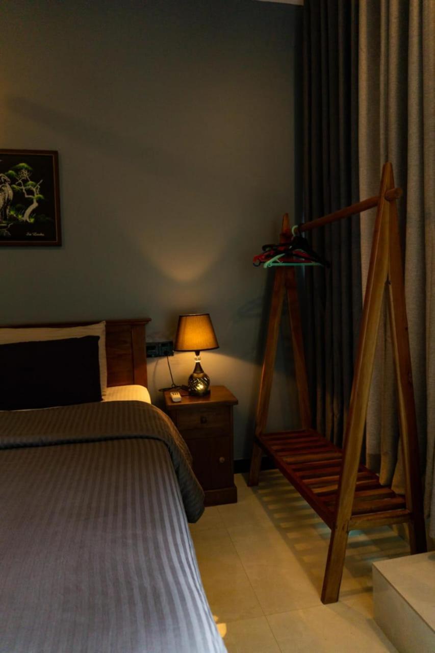 Surf Lavender Resort *